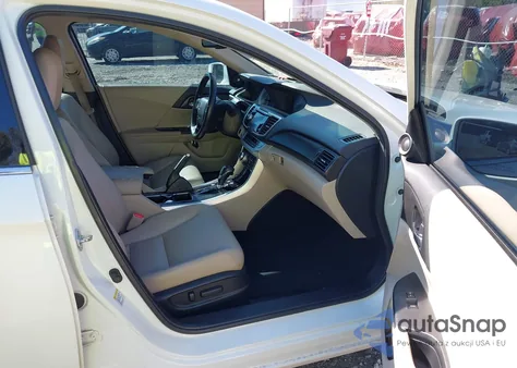 2013 Honda Accord Touring из США, поврежденный, VIN 1HGCR3F91DA003971